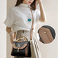 Γυναικεία μοντέρνα τσάντα crossbody με κλειδαριά