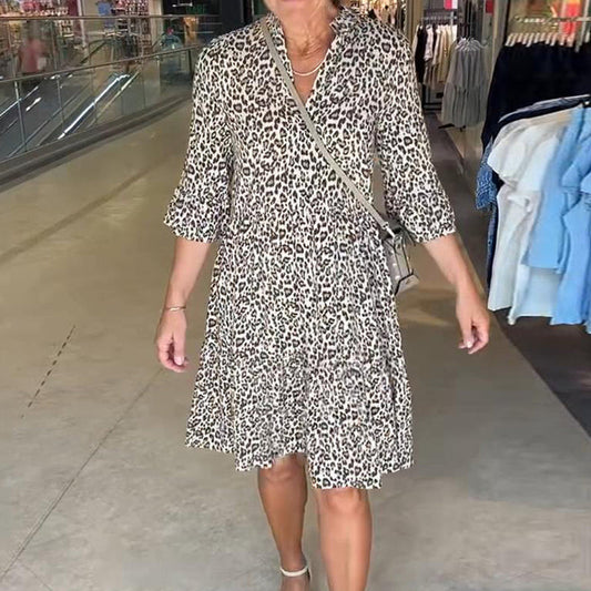 👗Women's Trendy Leopard Print V-Neck Loose Fit Dress
